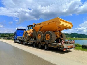 VOLVO A30E / 10,3 x 3,1 x 3,3h - 23 000kg